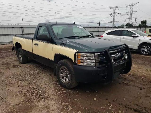 2008 Chevrolet Silverado C1500 VIN: 1GCEC14C88Z208531 Lot: 62112594
