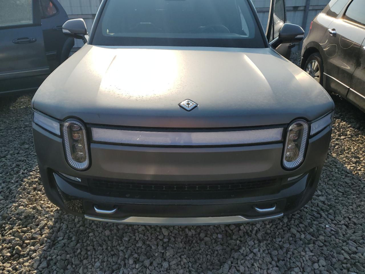 7FCTGAAA5PN023738 2023 Rivian R1T Adventure