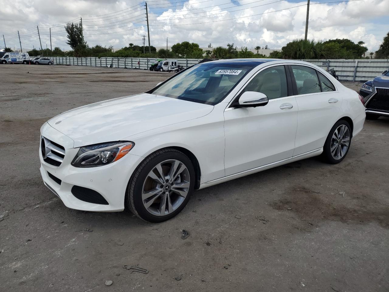 WDDWF4JB4JR414434 2018 MERCEDES-BENZ C CLASS - Image 1