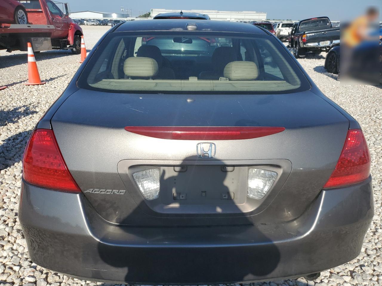 2006 Honda Accord Ex VIN: 1HGCM56816A073555 Lot: 62560614