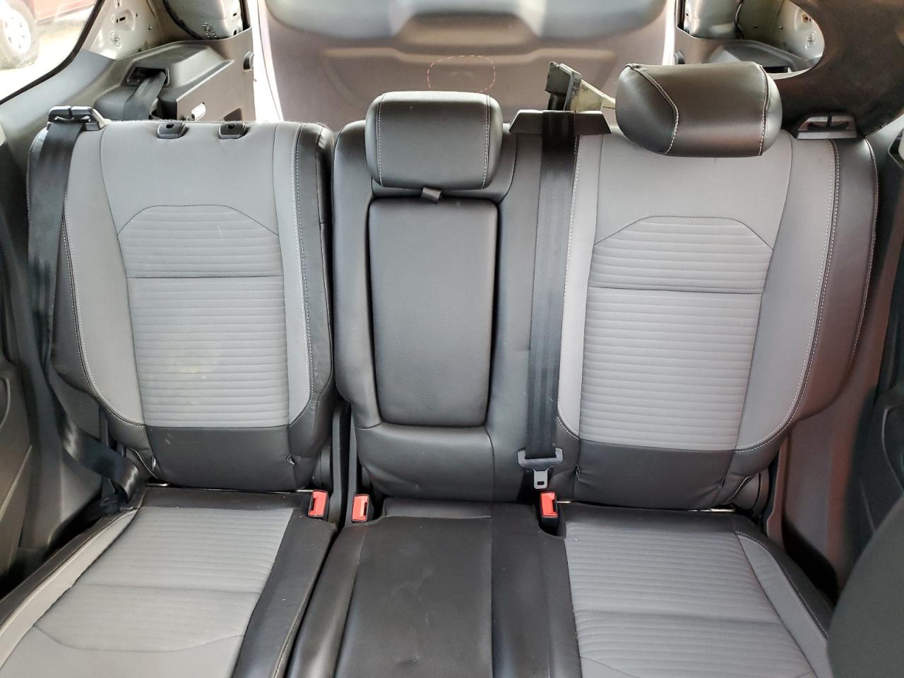 2017 Ford Escape Se VIN: 1FMCU0G95HUF02122 Lot: 64688594