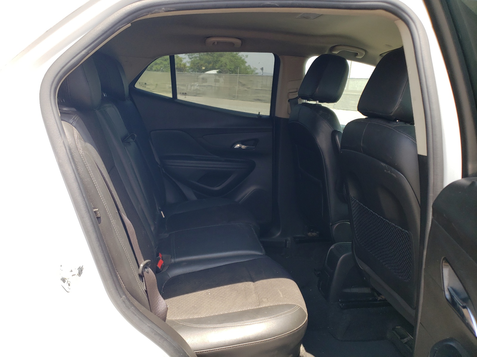 KL4CJASB7JB611397 2018 Buick Encore Preferred