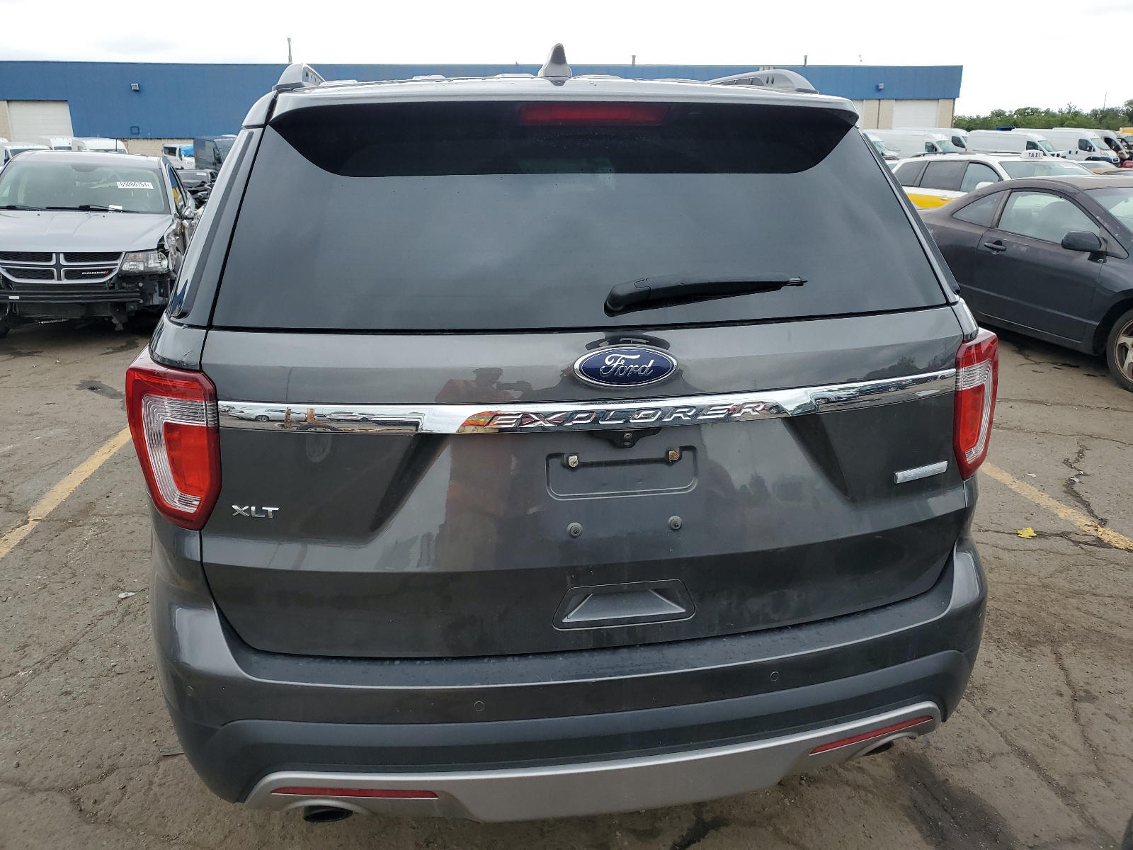 1FM5K7DHXGGB93652 2016 Ford Explorer Xlt