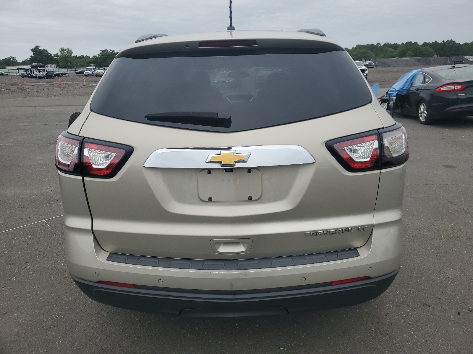 1GNKRGKD0FJ310408 2015 Chevrolet Traverse Lt