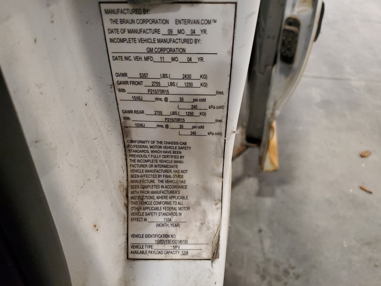 1GBDV13EX5D149150 2005 Chevrolet Venture Incomplete