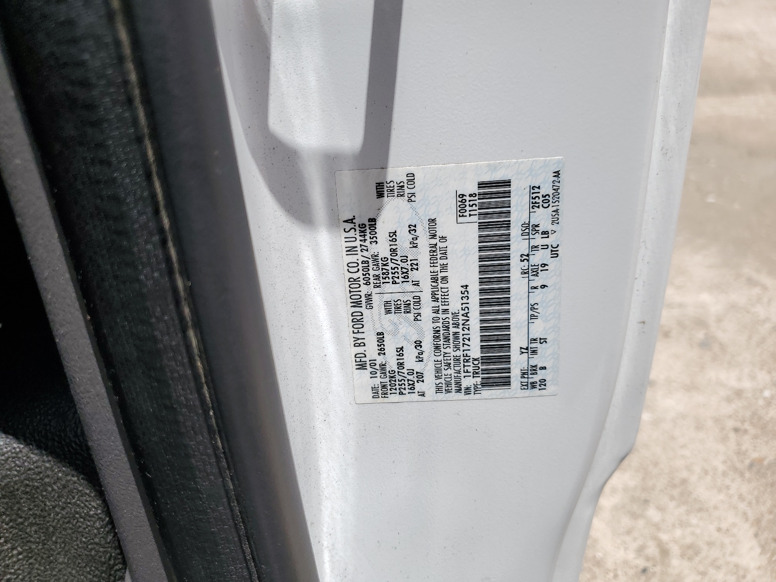 1FTRF17212NA51354 2002 Ford F150