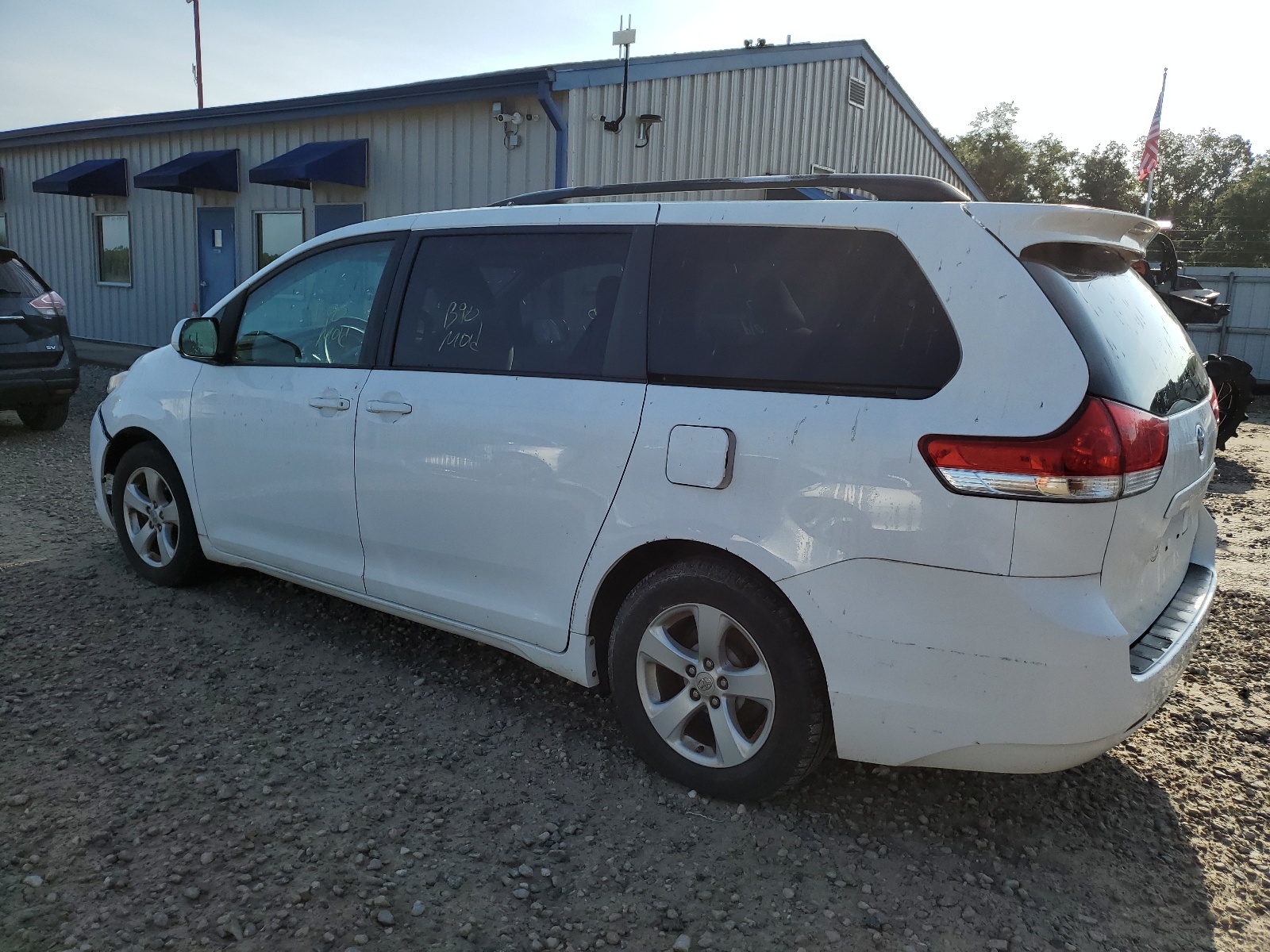 2013 Toyota Sienna Le vin: 5TDKK3DCXDS308806