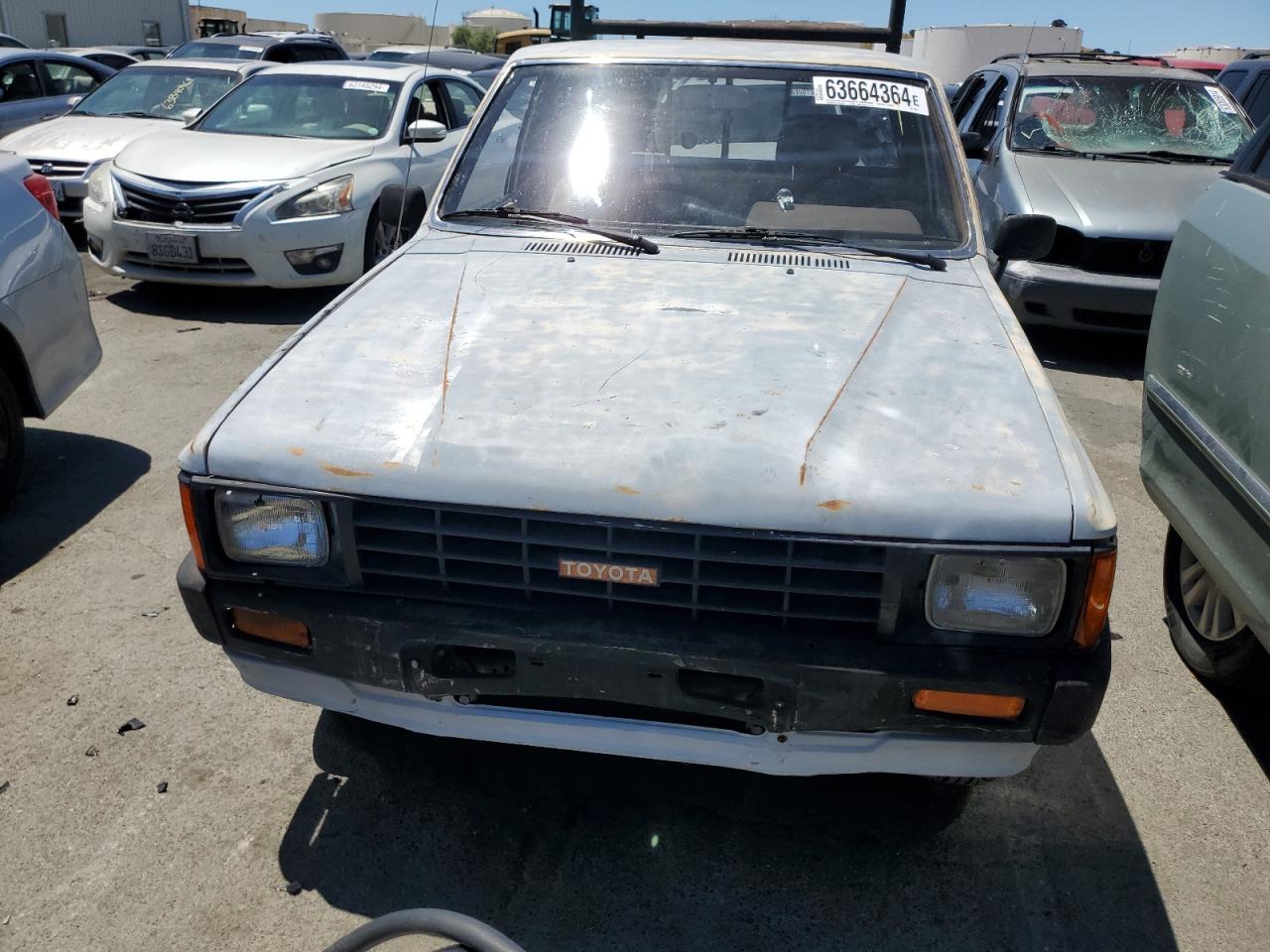 1986 Toyota Pickup 1/2 Ton Rn50 VIN: JT4RN50R9G0209753 Lot: 63664364