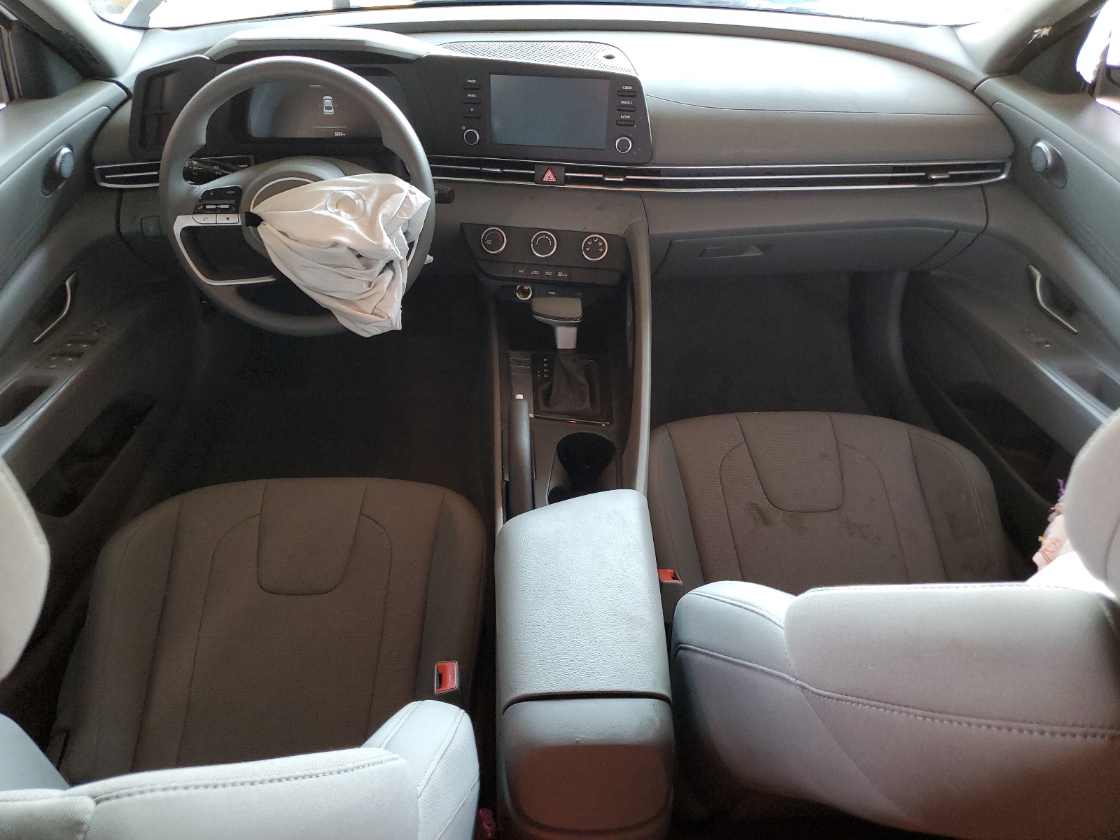 KMHLL4DG0RU679885 2024 Hyundai Elantra Se