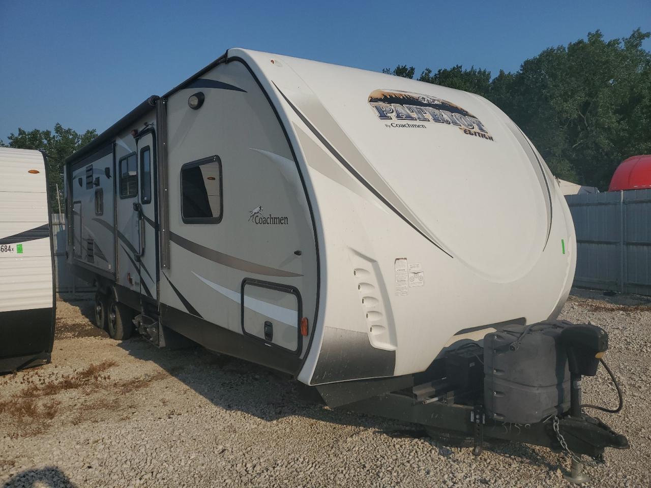 2016 Wildwood Coachman იყიდება Des Moines-ში, IA - Water/Flood