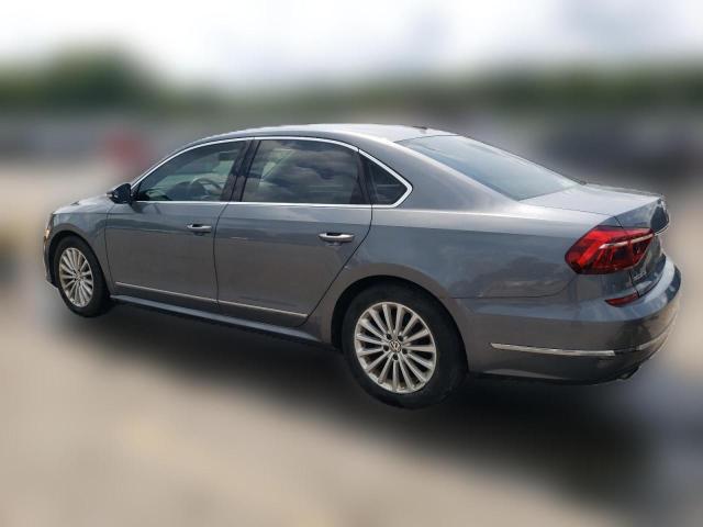  VOLKSWAGEN PASSAT 2017 Сірий