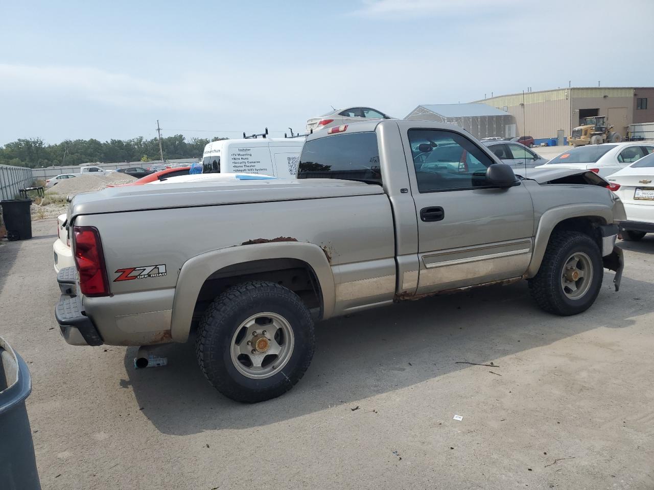 2003 Chevrolet Silverado - Image 3