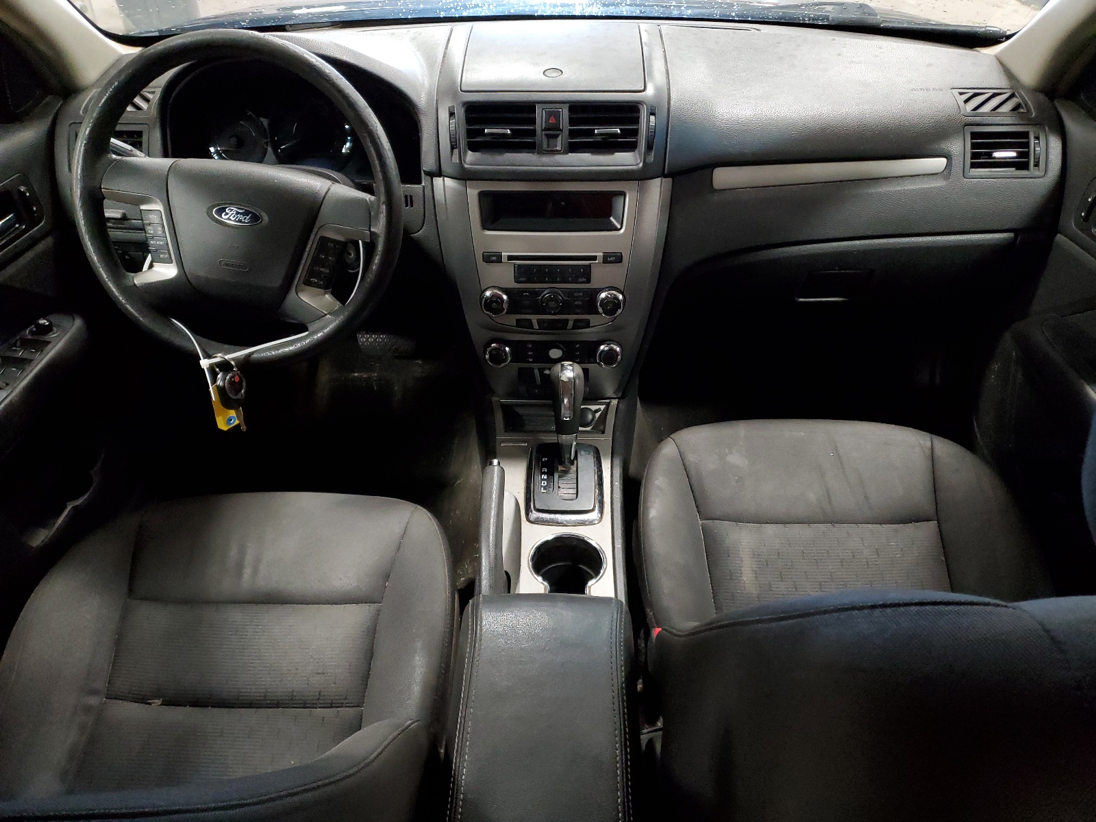 3FAHP0HA1AR219357 2010 Ford Fusion Se