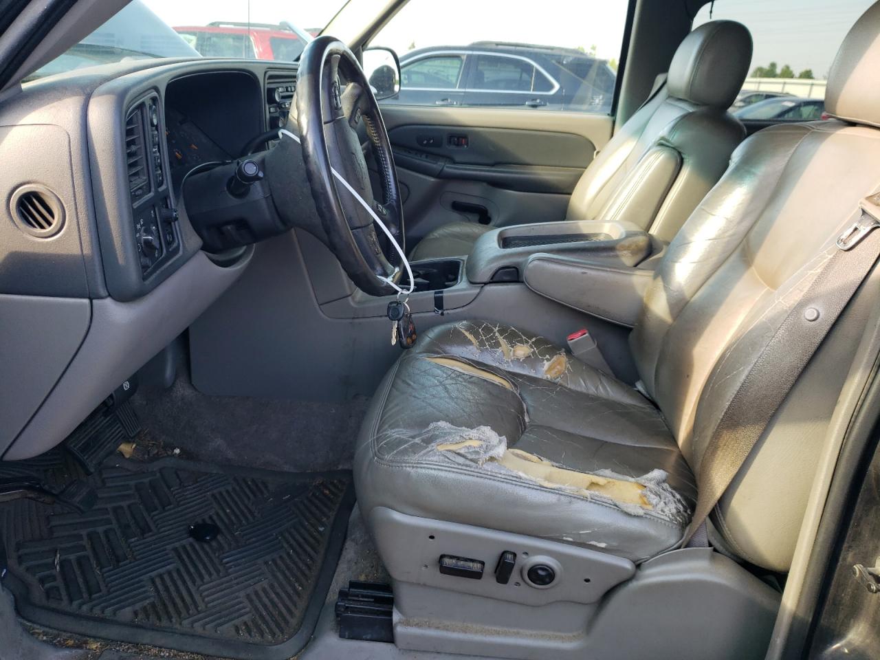 2003 Chevrolet Tahoe K1500 VIN: 1GNEK13Z83J102331 Lot: 63352834