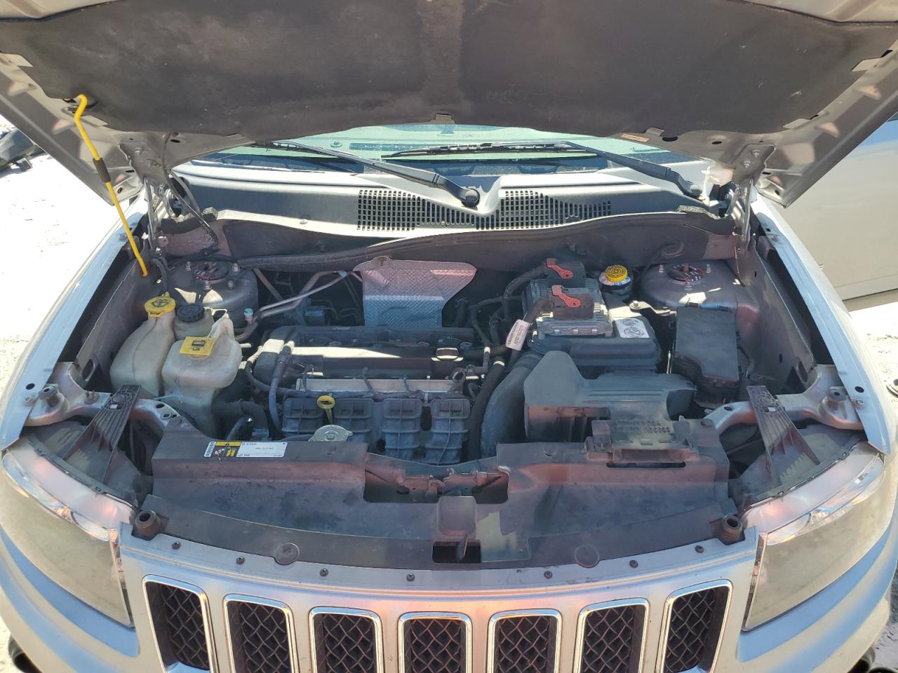 2016 Jeep Compass Sport VIN: 1C4NJCBA2GD811313 Lot: 65195644