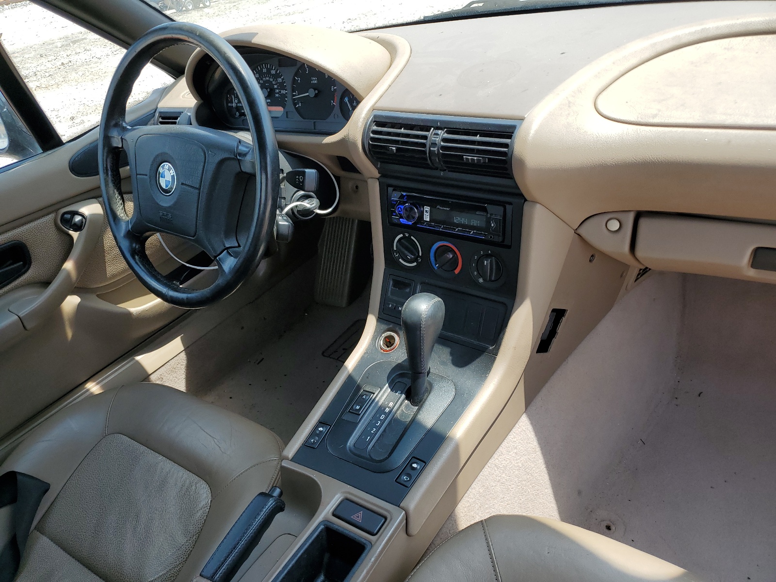 4USCH7329VLB78858 1997 BMW Z3 1.9