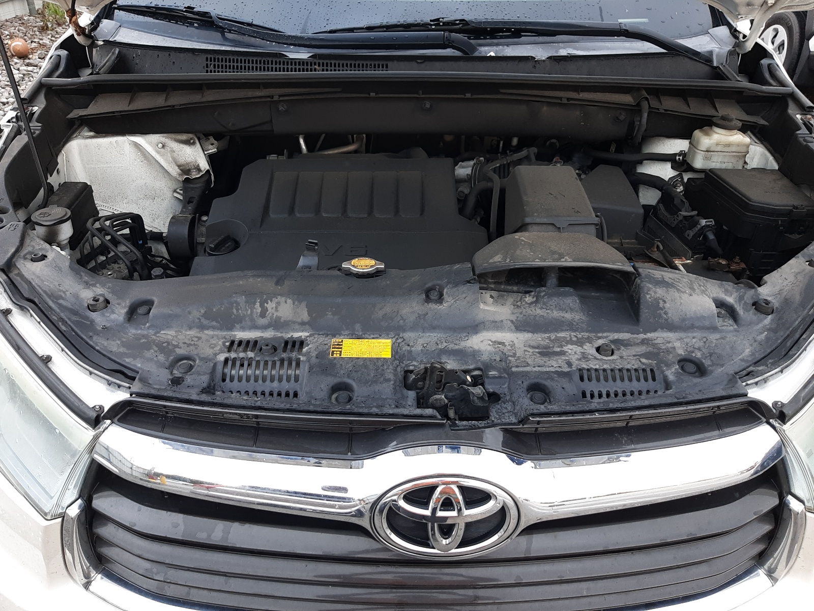 5TDKKRFH2FS062297 2015 Toyota Highlander Xle