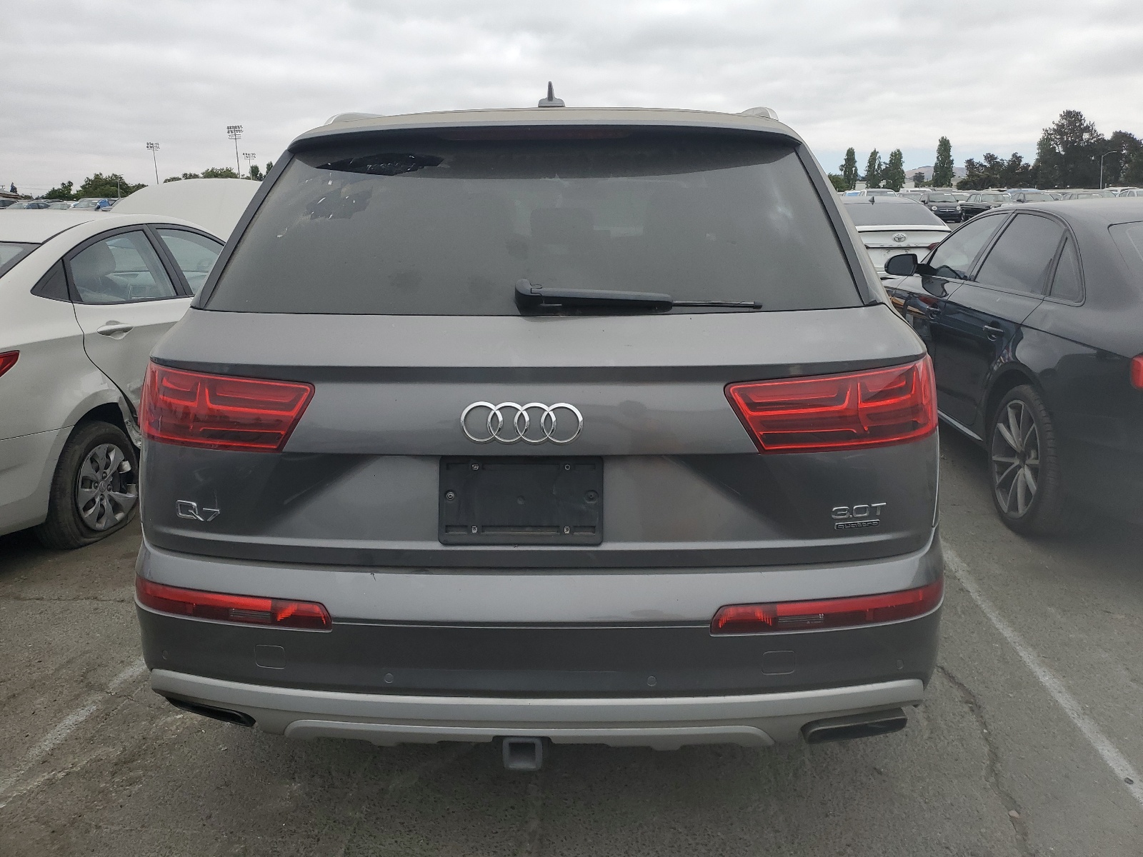 2017 Audi Q7 Prestige vin: WA1VAAF7XHD031784