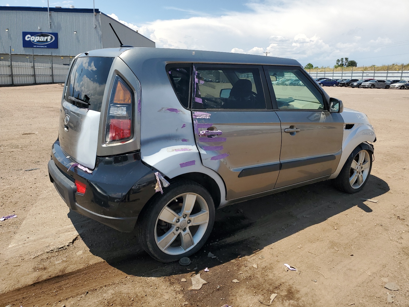 KNDJT2A20B7315950 2011 Kia Soul +