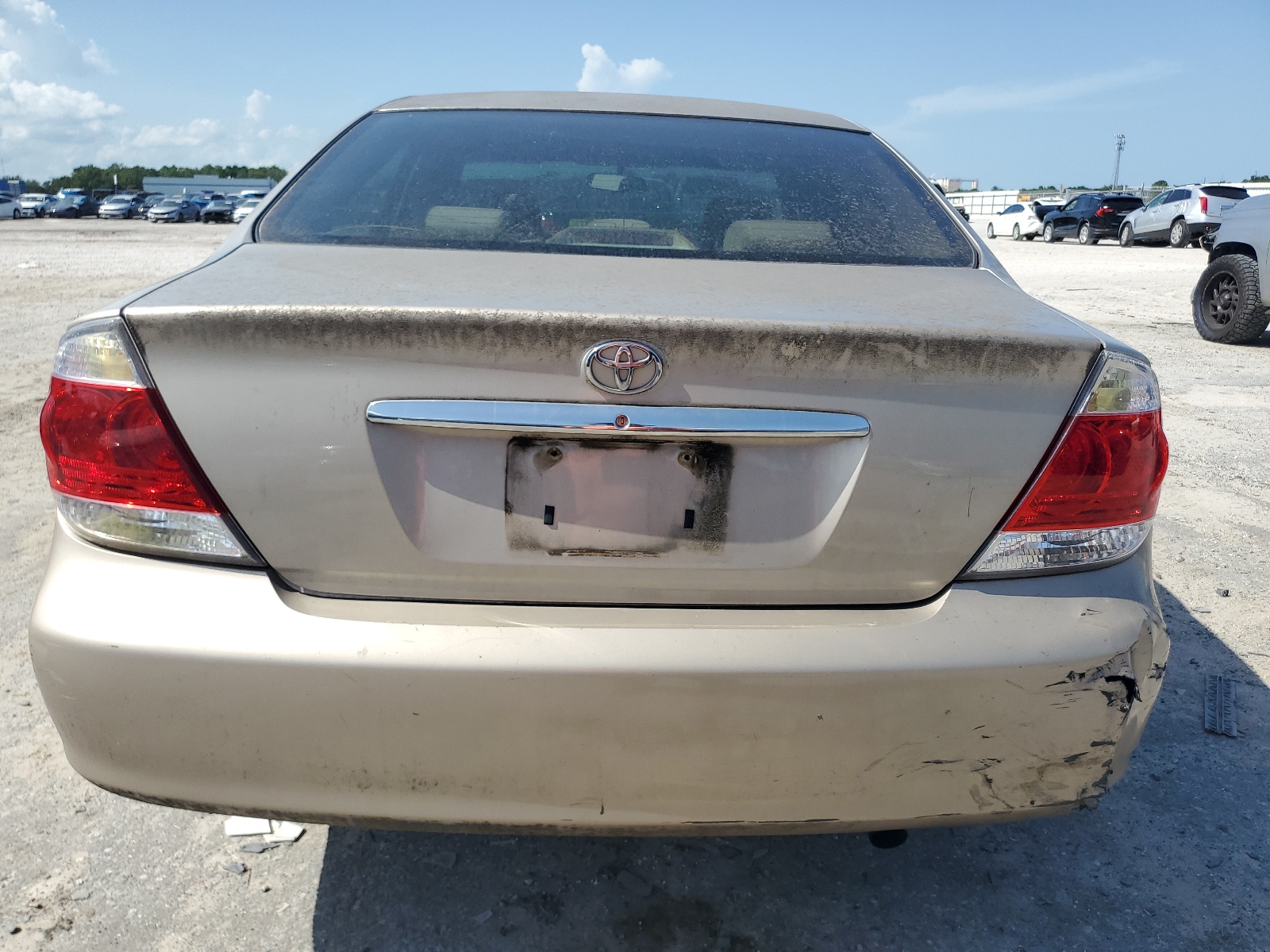 4T1BE32K95U549010 2005 Toyota Camry Le