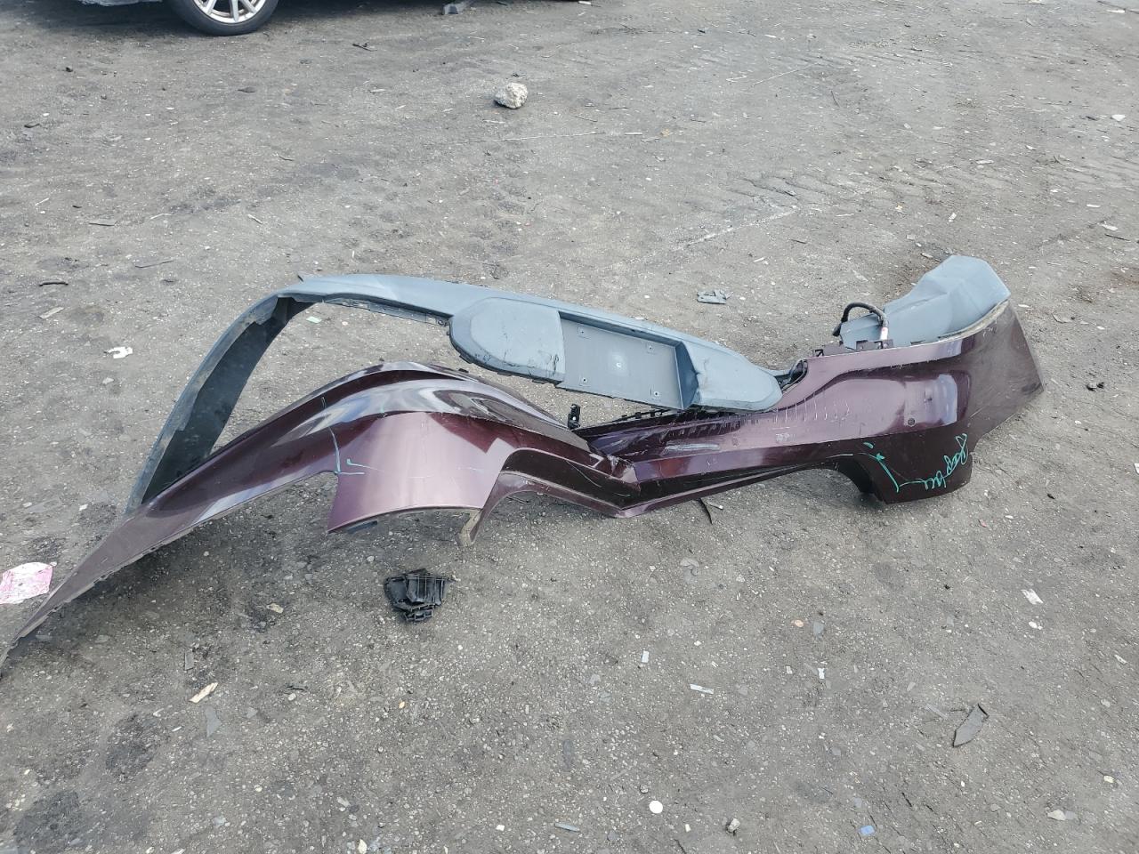 2011 Ford Taurus Limited VIN: 1FAHP2FW5BG103842 Lot: 61708534