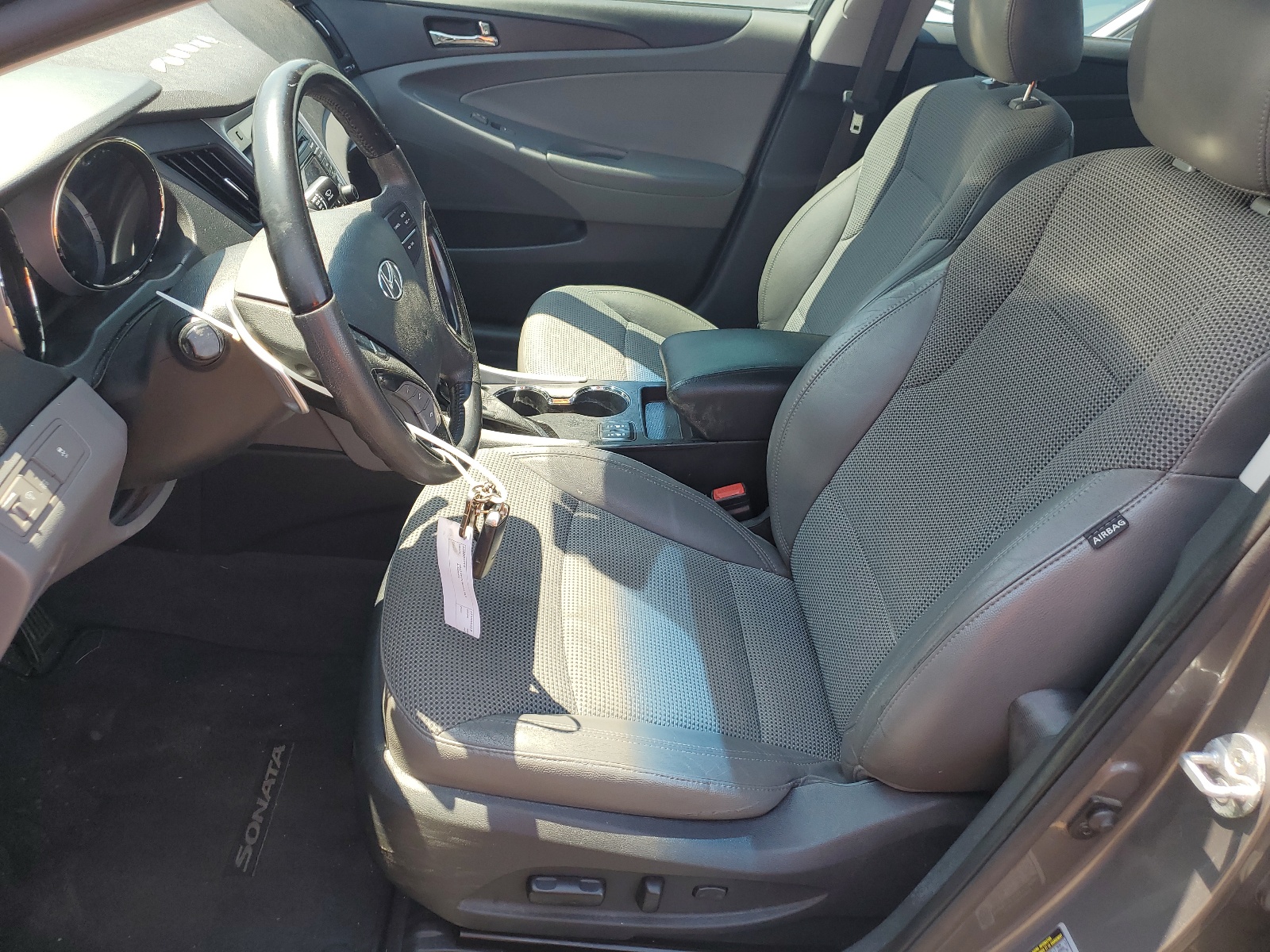 5NPEC4AC4DH577572 2013 Hyundai Sonata Se