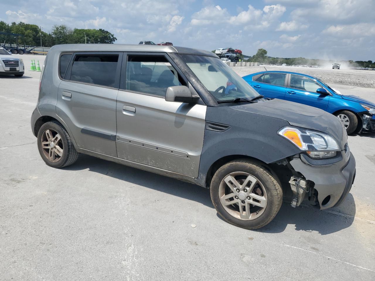 2010 Kia Soul + VIN: KNDJT2A26A7085863 Lot: 63041644