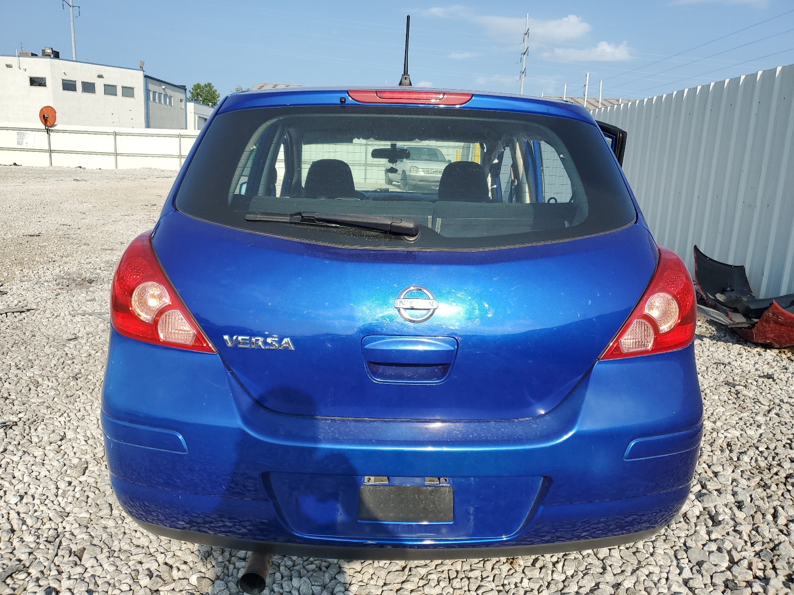 3N1BC1CP2BL392180 2011 Nissan Versa S