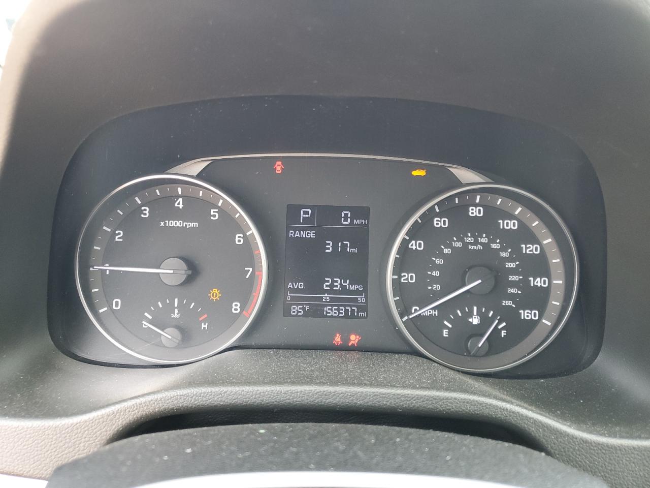 2017 Hyundai Elantra - Image 9