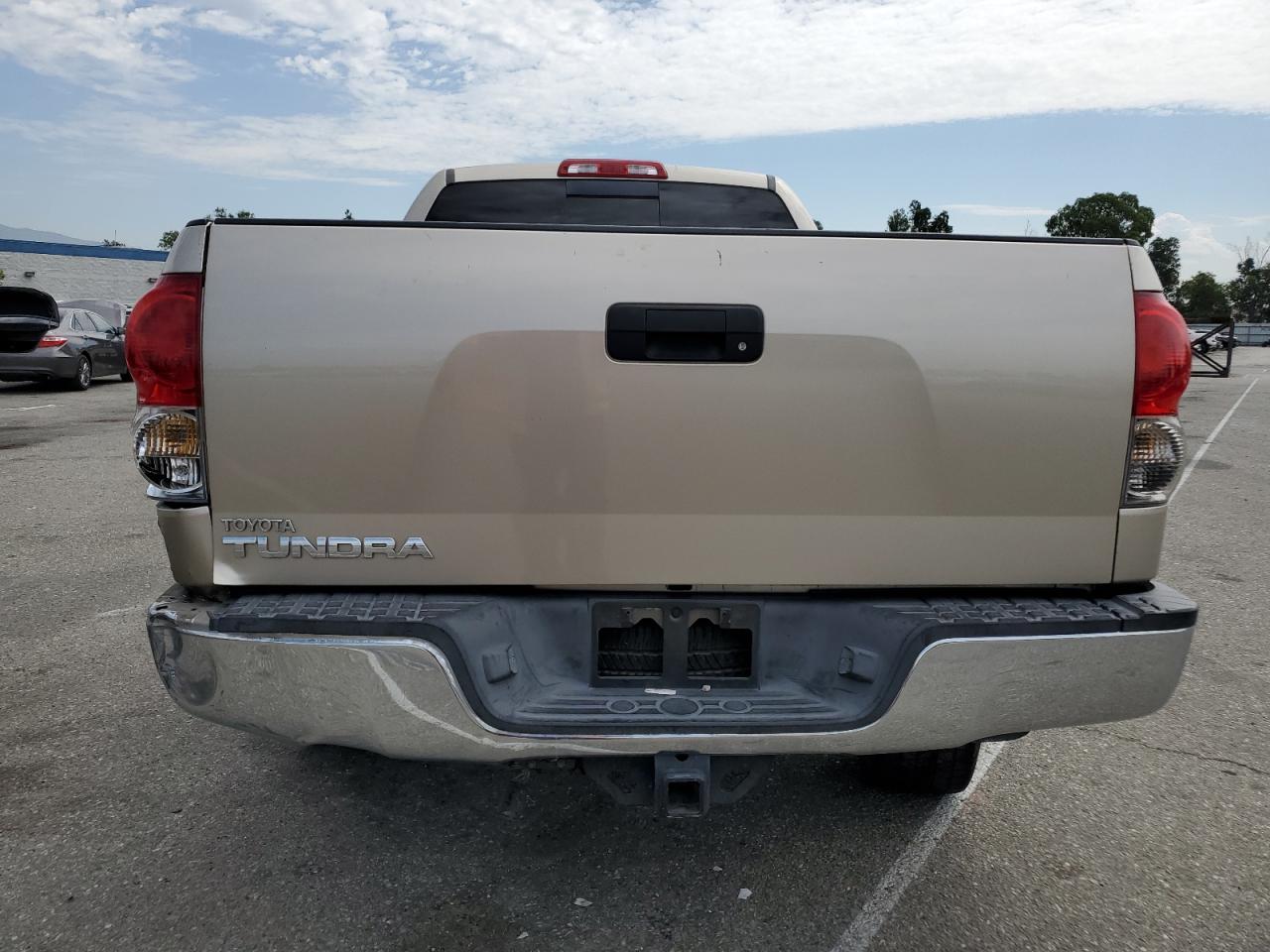 2008 Toyota Tundra Double Cab VIN: 5TFRV541X8X042462 Lot: 63135434