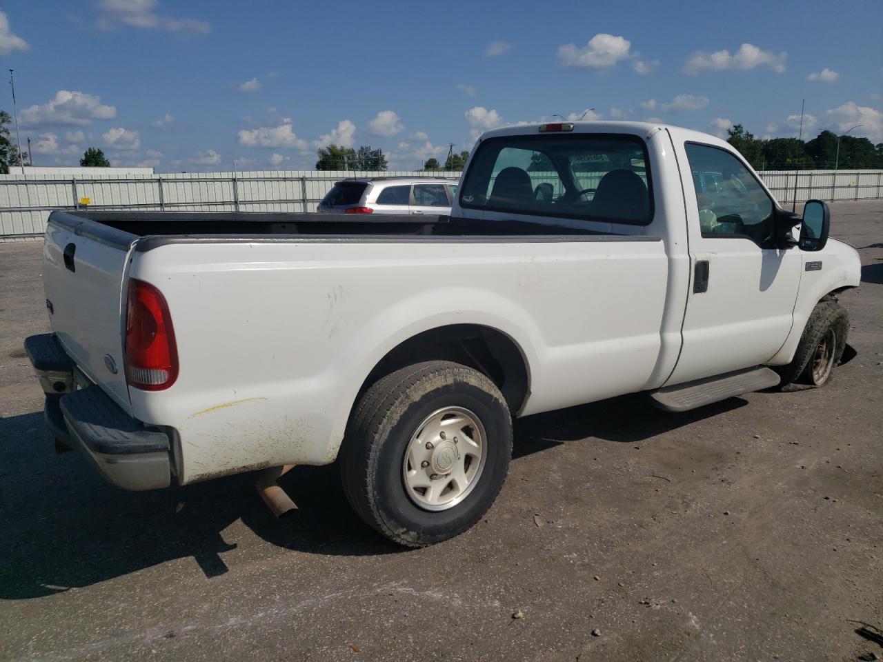 2003 Ford F250 Super Duty VIN: 1FTNF20L73EB82474 Lot: 64614594