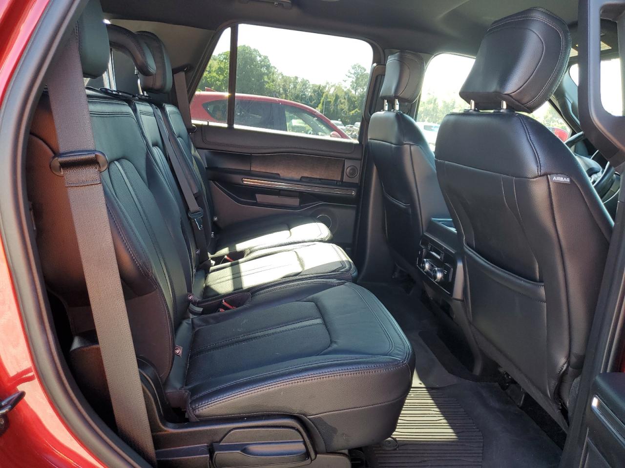 2019 Ford Expedition Limited VIN: 1FMJU2AT6KEA59407 Lot: 63950704