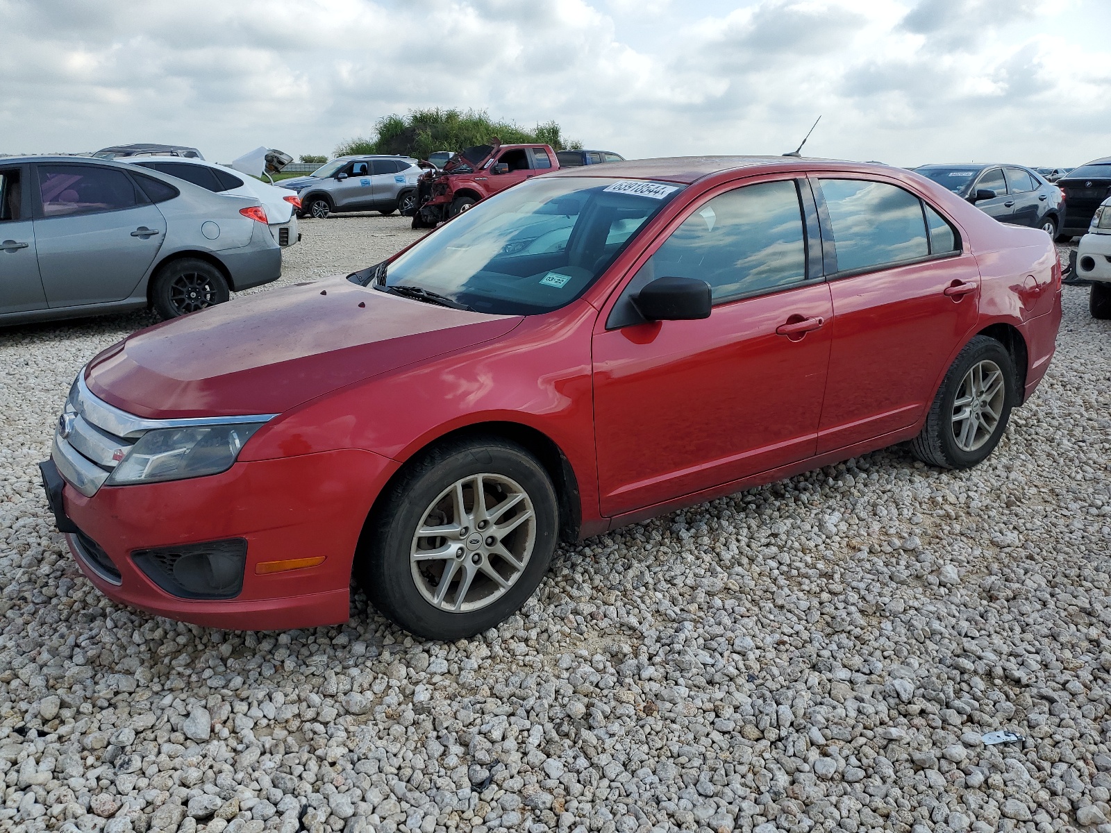 2012 Ford Fusion S vin: 3FAHP0GA2CR269222