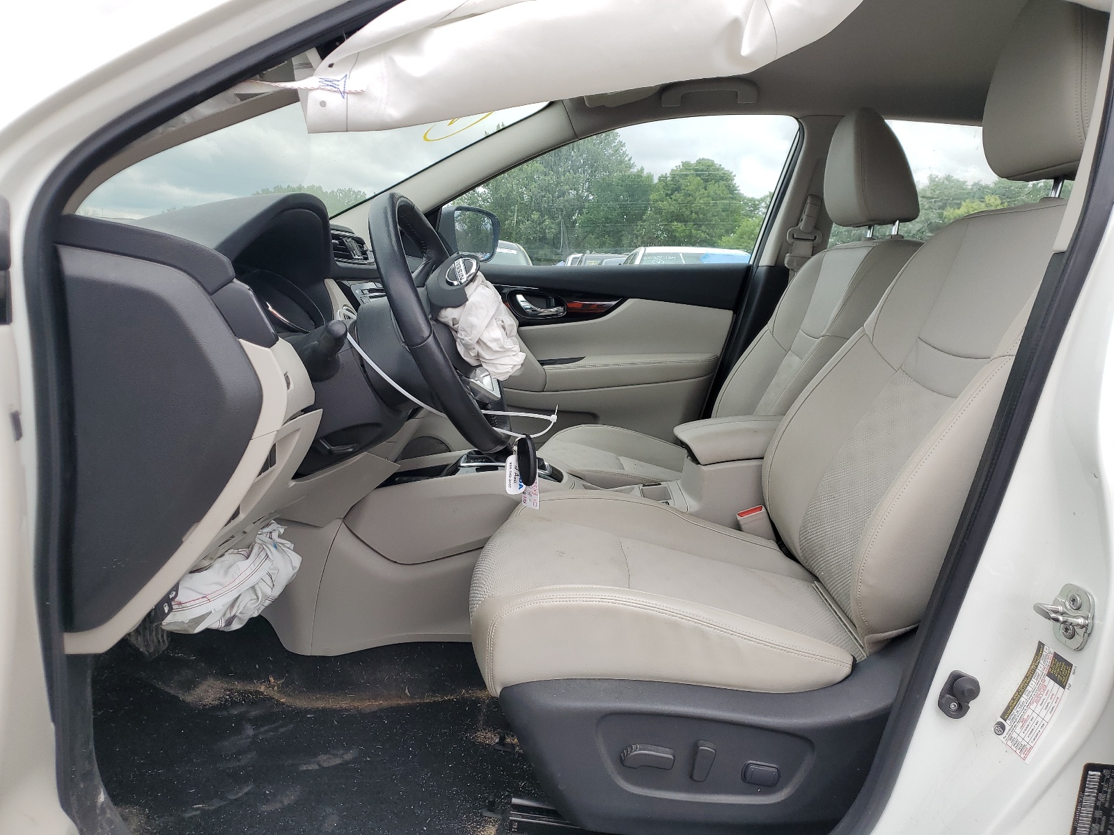 JN1BJ1BW4NW481388 2022 Nissan Rogue Sport Sv