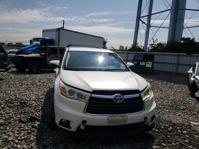 2014 Toyota Highlander Le VIN: 5TDBKRFH3ES062257 Lot: 63759304