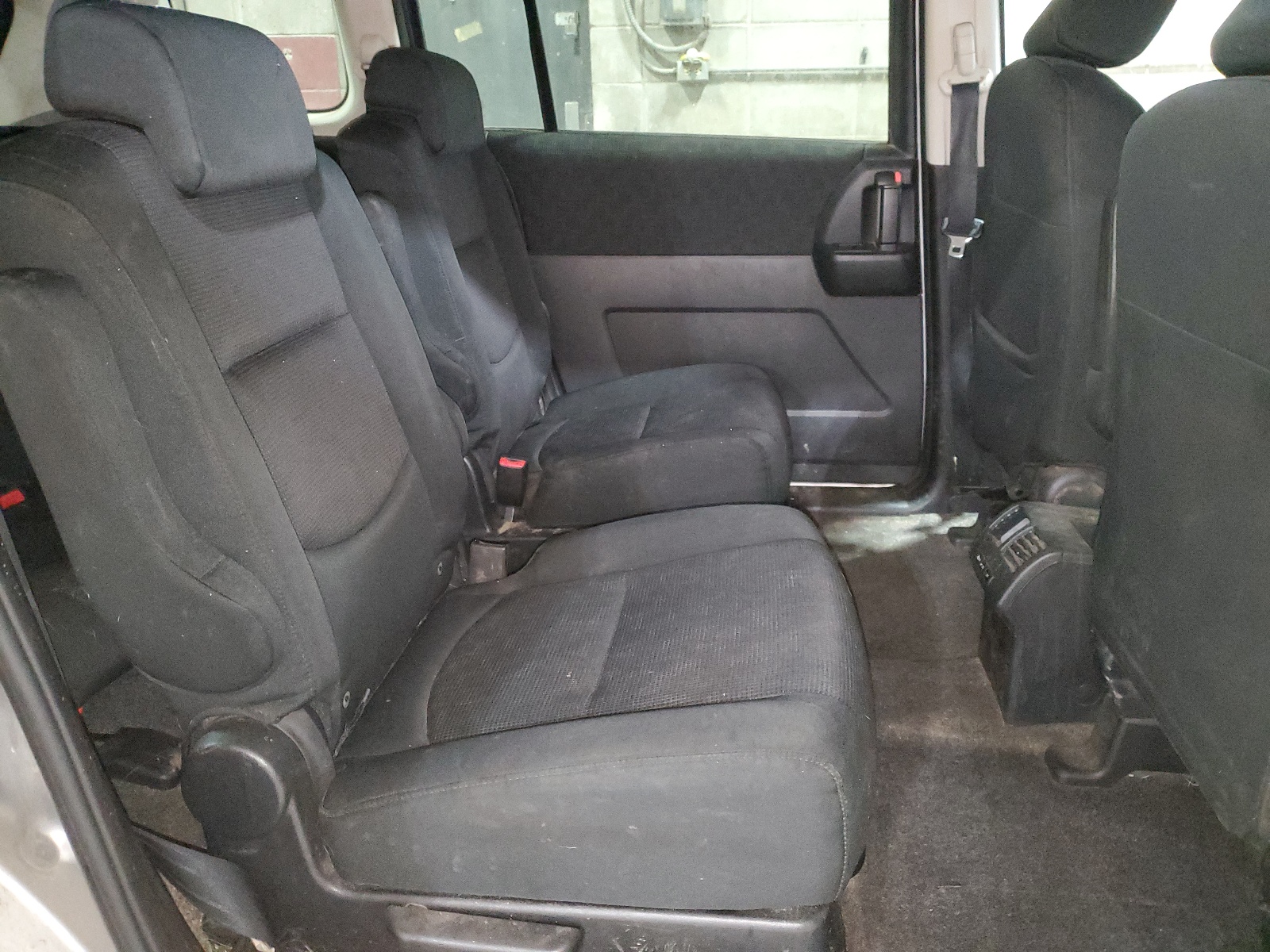 JM1CR293590358638 2009 Mazda 5