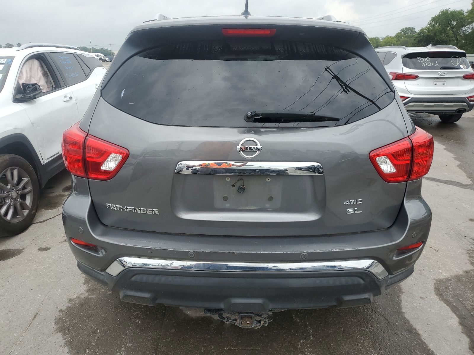 2018 Nissan Pathfinder S vin: 5N1DR2MM8JC625256