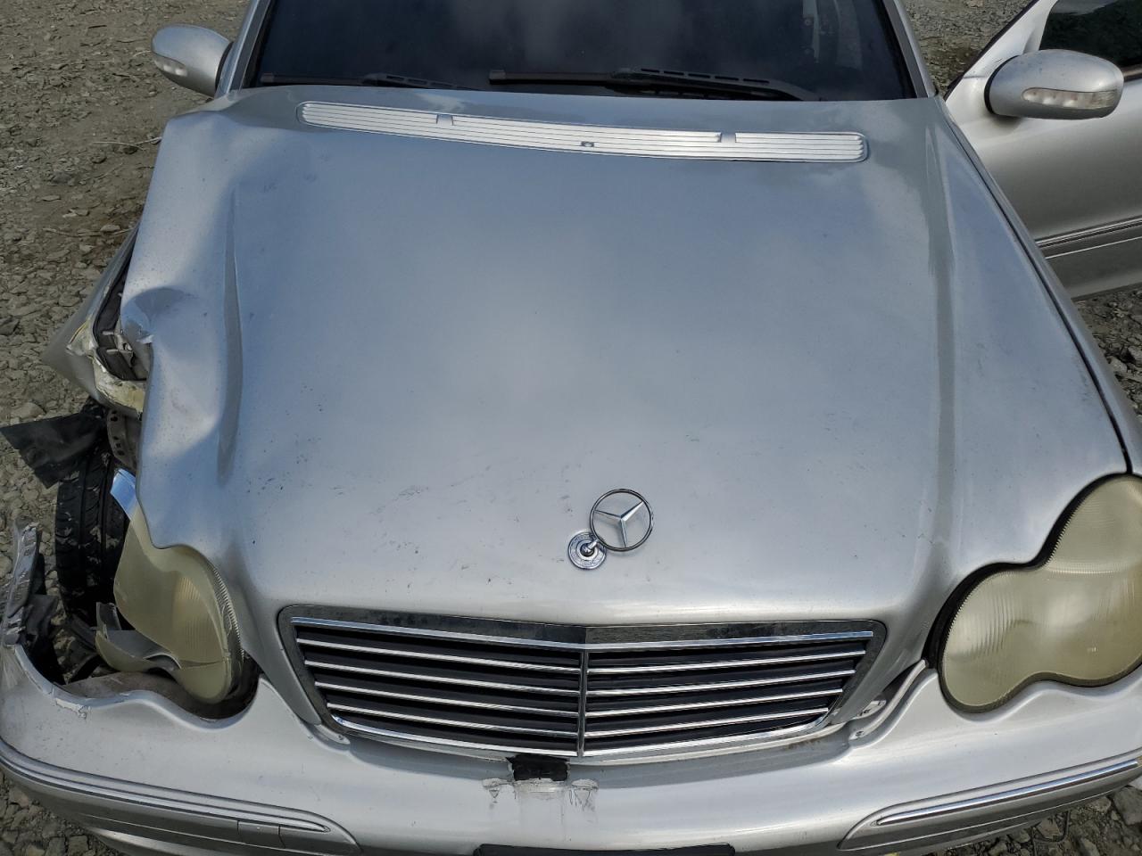 2004 Mercedes-Benz C 230K Sport Sedan VIN: WDBRF40J84A605873 Lot: 61674504