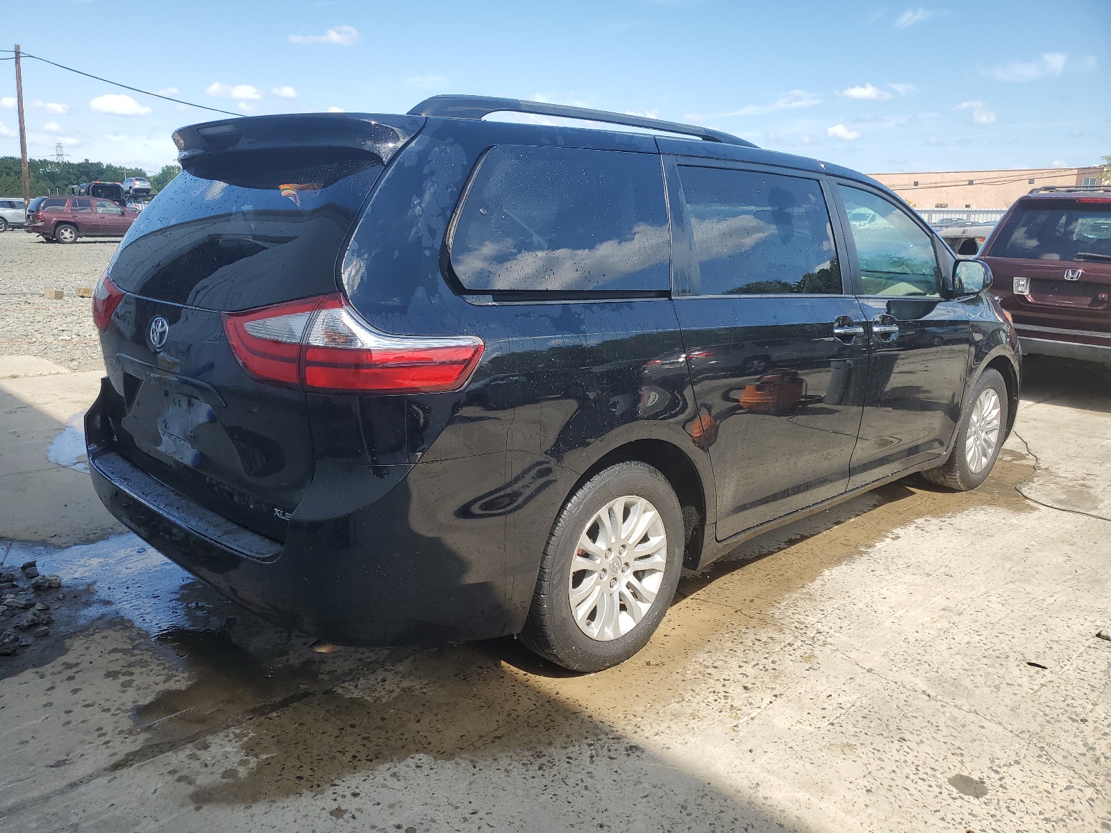 2016 Toyota Sienna Xle vin: 5TDYK3DC7GS712791