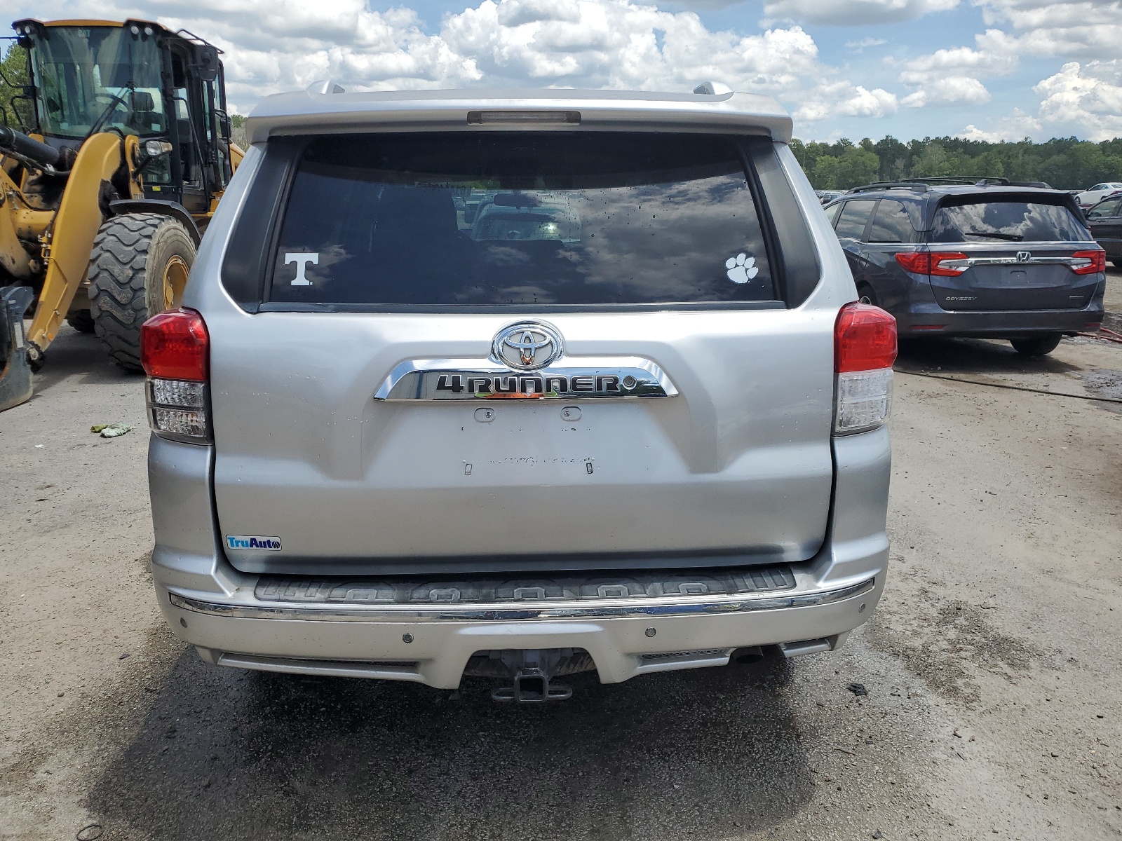 JTEZU5JR8B5025509 2011 Toyota 4Runner Sr5