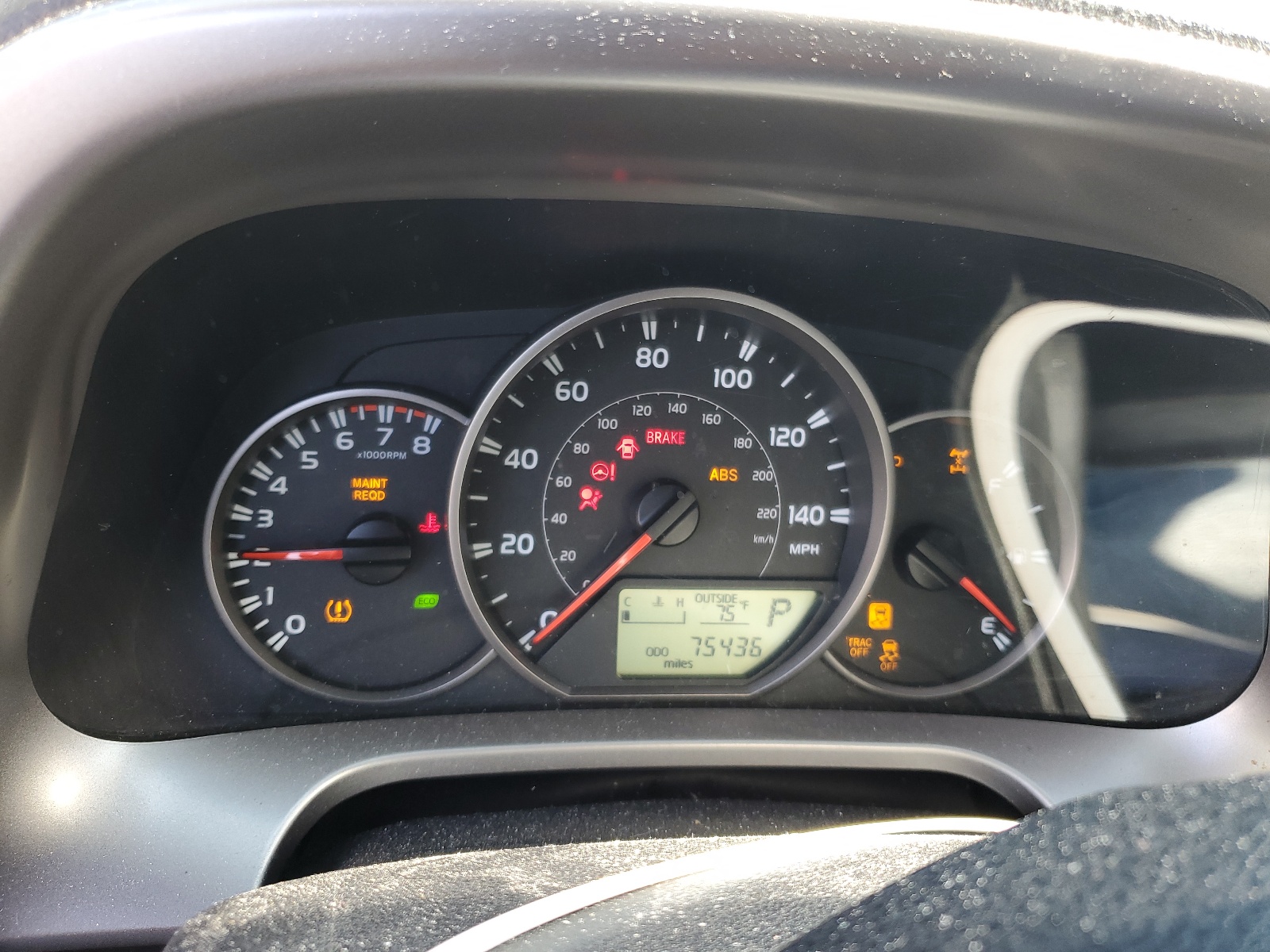 JTMBFREV8GJ062198 2016 Toyota Rav4 Le