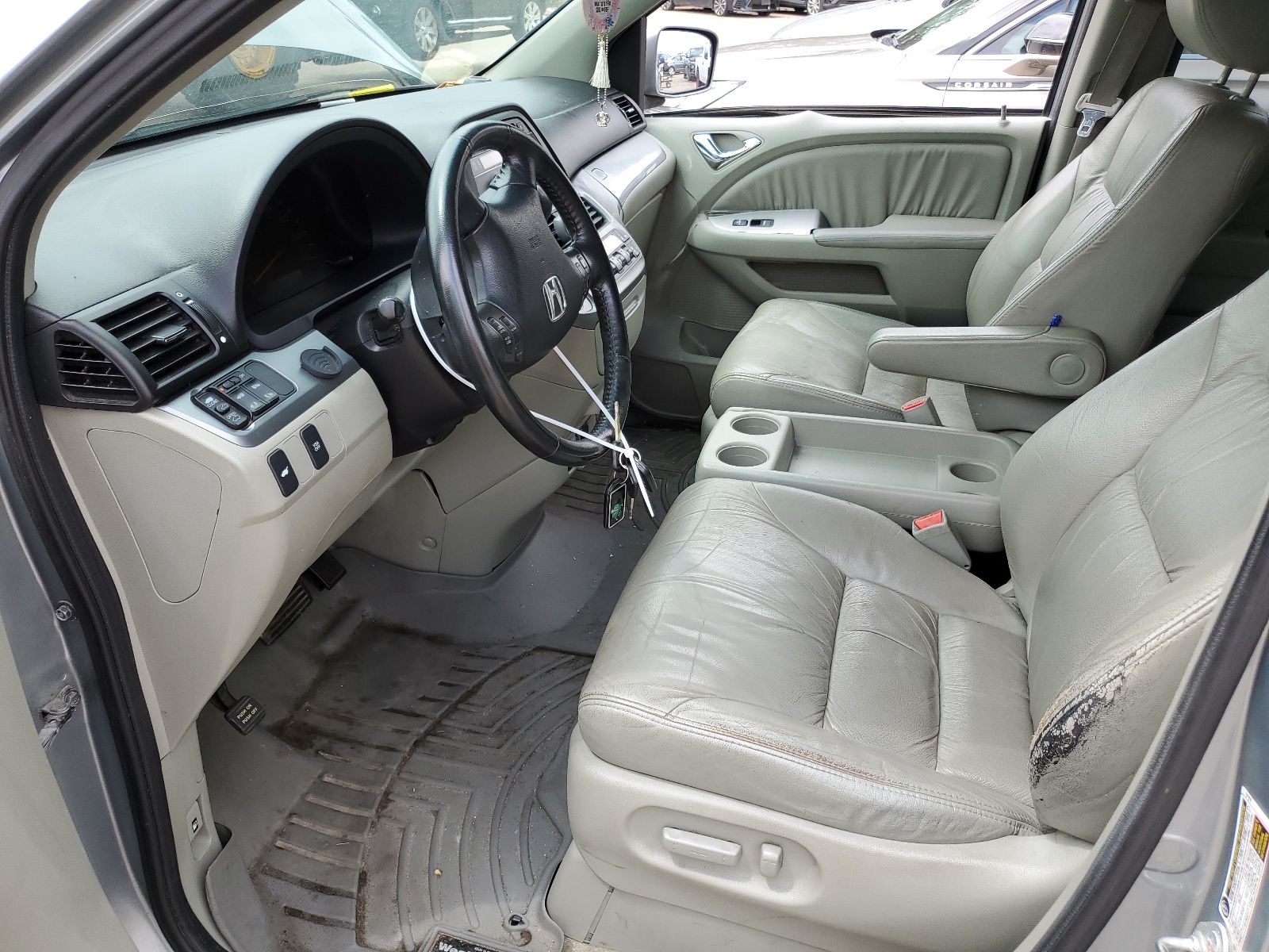 5FNRL3H65AB049643 2010 Honda Odyssey Exl