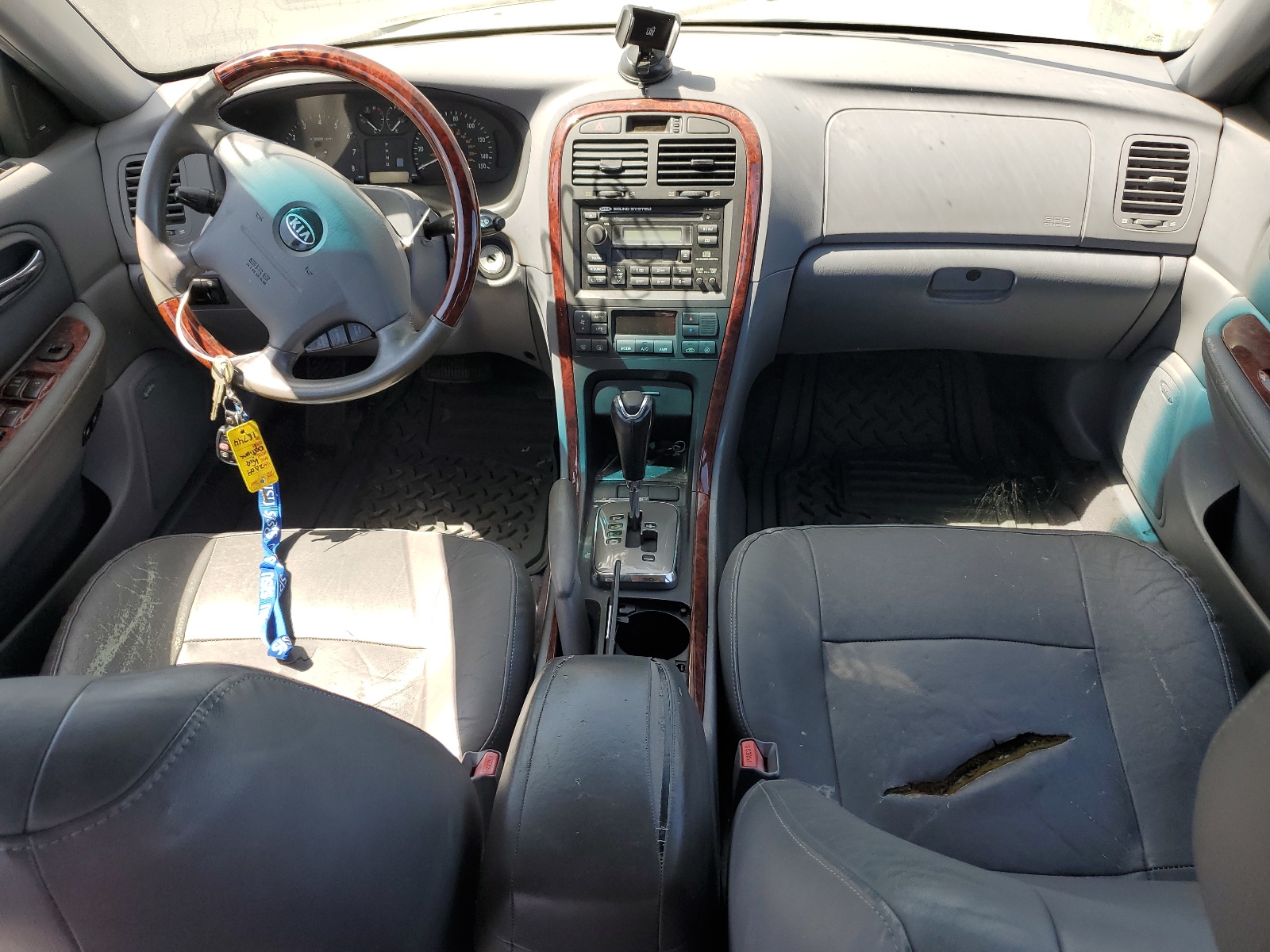 KNAGD128845298671 2004 Kia Optima Lx