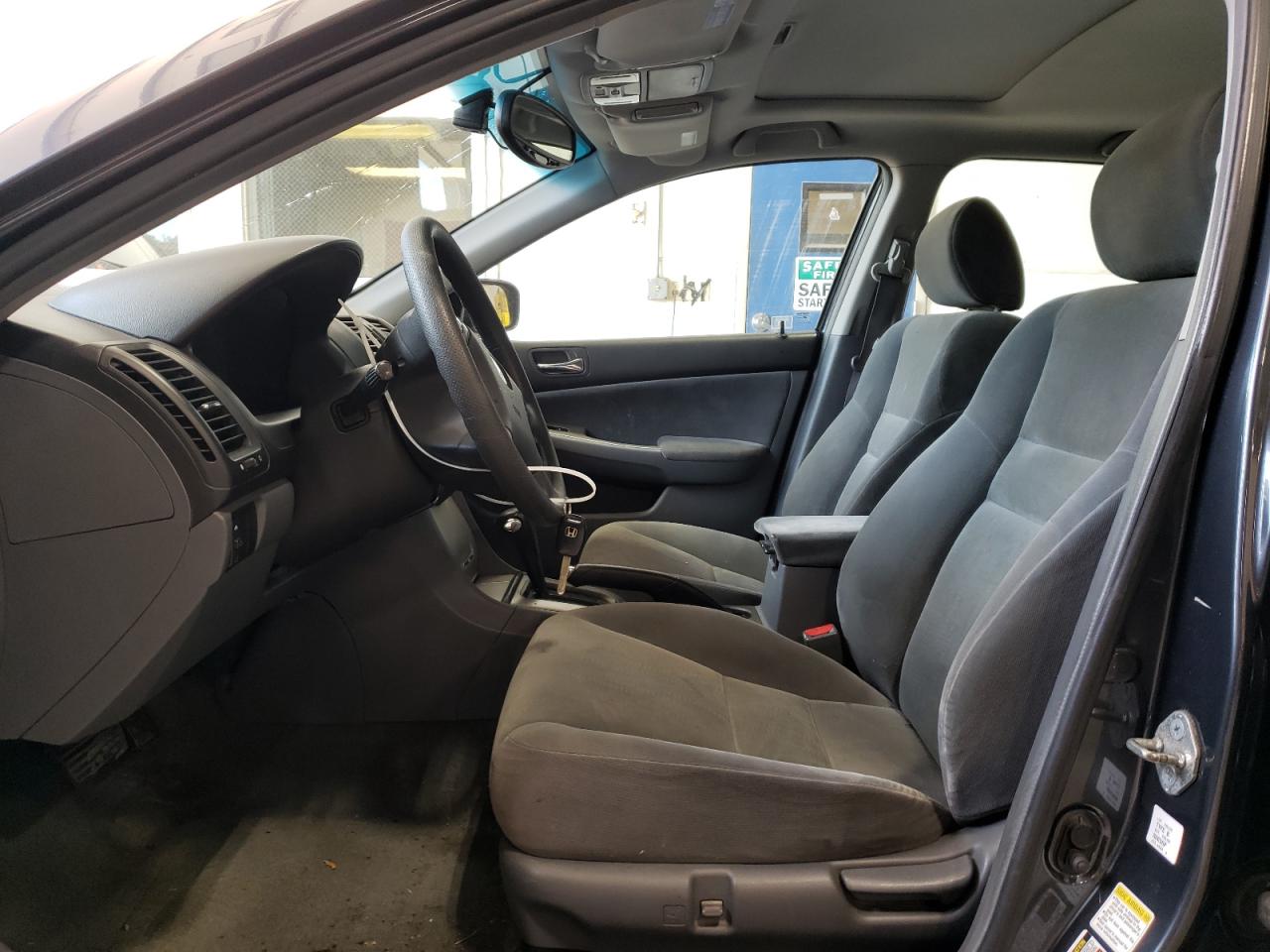 2004 Honda Accord Ex VIN: 1HGCM56614A156463 Lot: 63715424