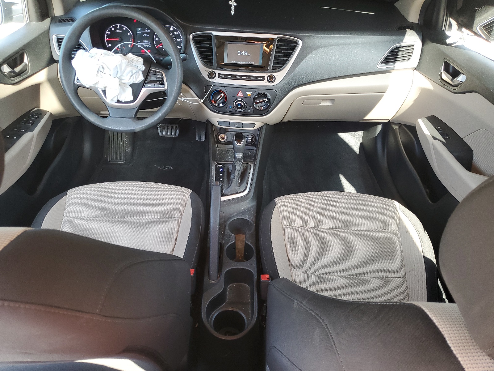 3KPC24A36KE056686 2019 Hyundai Accent Se