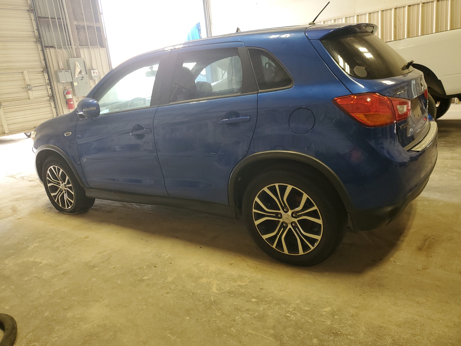 JA4AP3AWXGZ027937 2016 Mitsubishi Outlander Sport Es