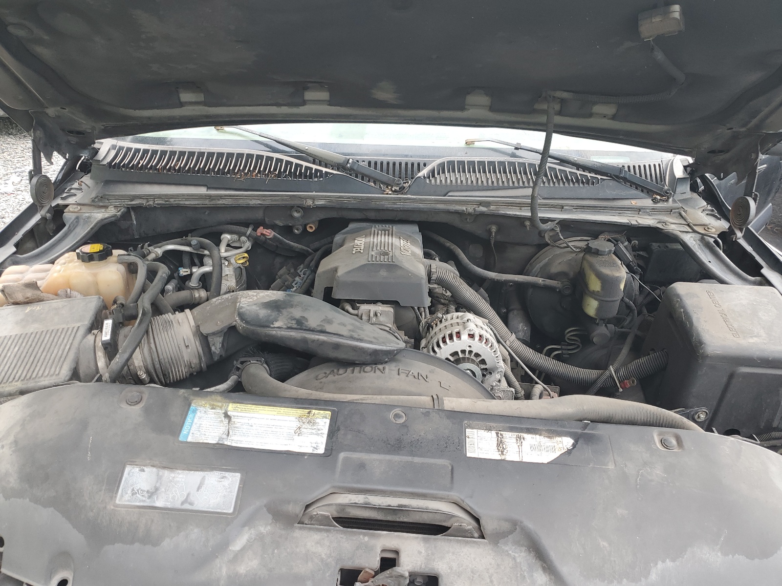 1GNEC13T3YJ155714 2000 Chevrolet Tahoe C1500