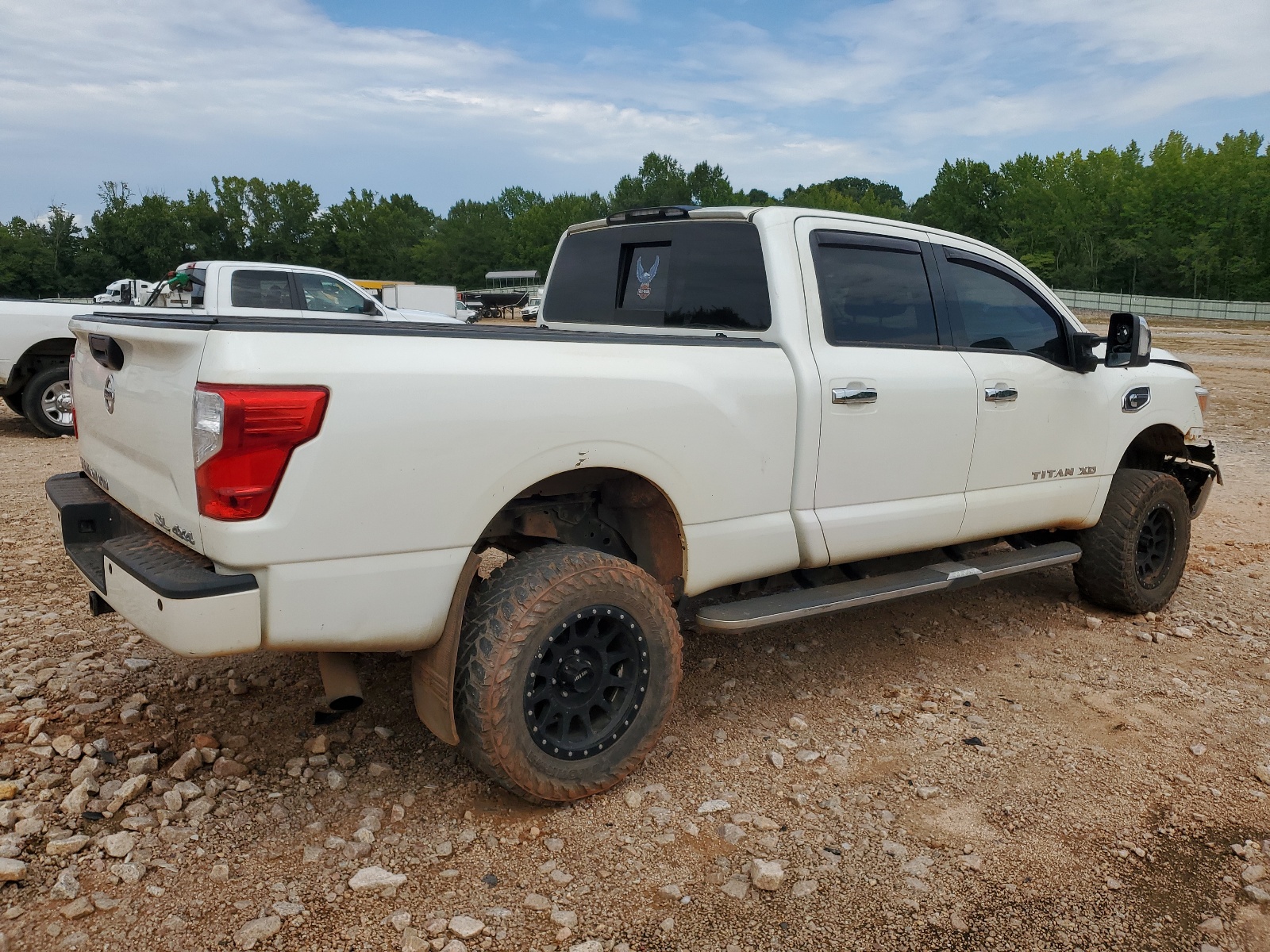 2016 Nissan Titan Xd Sl vin: 1N6BA1F45GN512708