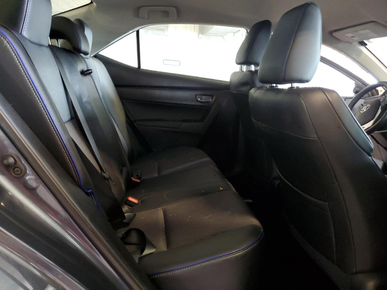 2018 Toyota Corolla - Image 10
