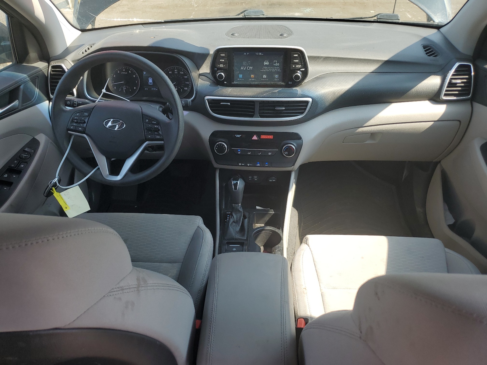 KM8J2CA46KU070529 2019 Hyundai Tucson Se